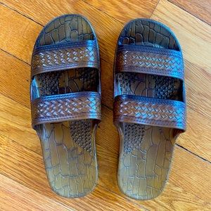 Brand new Hawaiian sandals